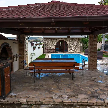 Flower Garden Villa *